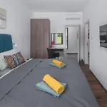 Villa Manuela - *