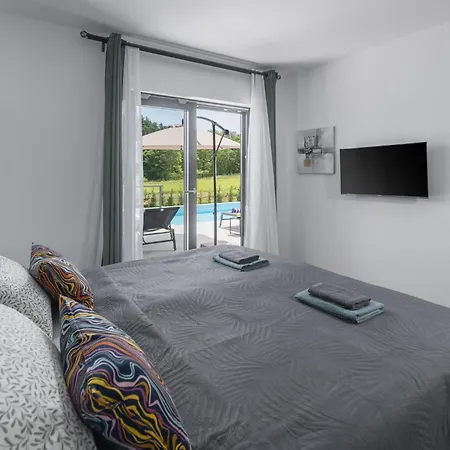 Manuela - Pool & Jacuzzi - Villa