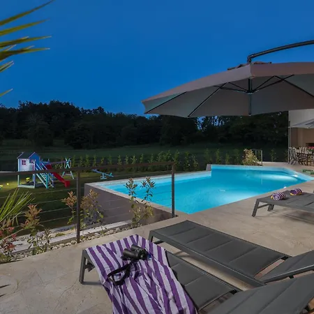 Manuela - Pool & Jacuzzi - Villa