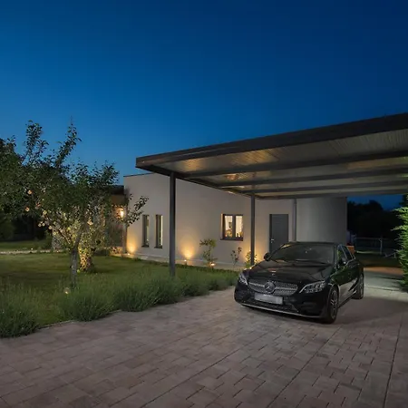 Manuela - Pool & Jacuzzi - Villa